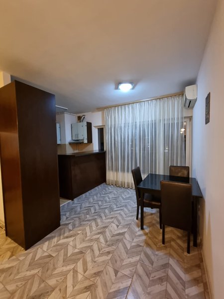 Auchan Titan, complex rezidential Rasarit de Soare